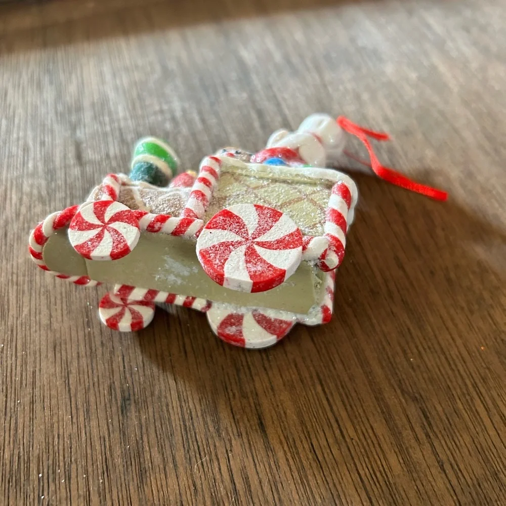 Vintage gingerbread santa
